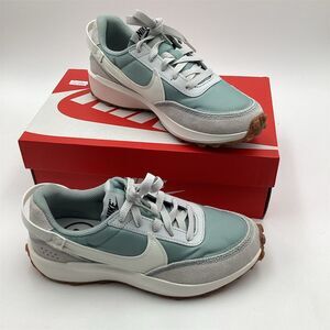 Nike Waffle‎ Debut Women's Multicolor Sneaker Size 6.5 Athletic Shoes